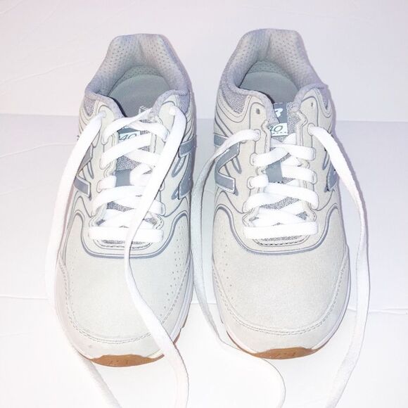 EXTRA WIDE New Balance 840 - Picture 3 of 5